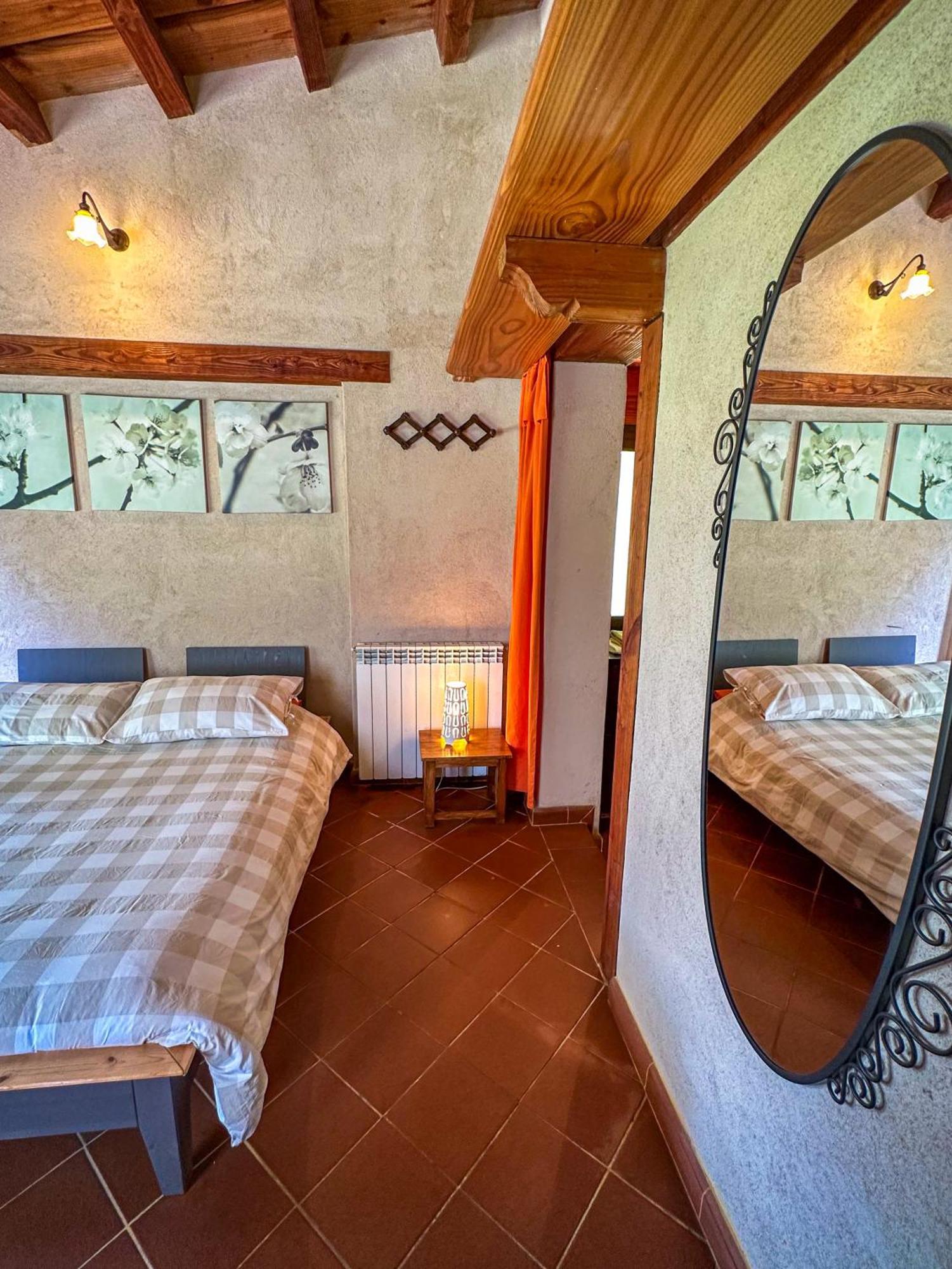 La Casa Del Sarto - Federicofarm Villa Pontremoli Bilik gambar