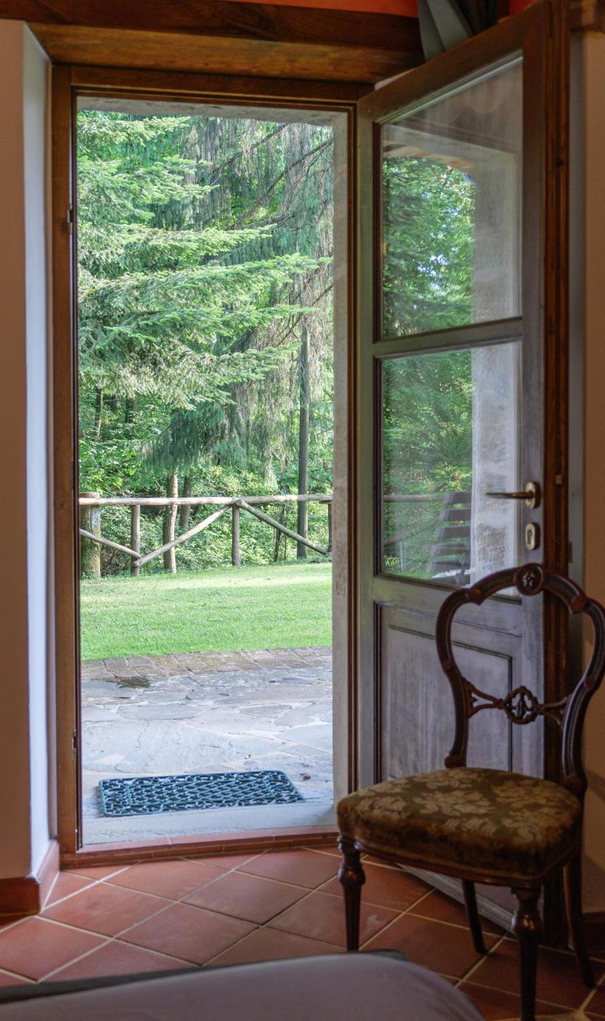 La Casa Del Sarto - Federicofarm Villa Pontremoli Bilik gambar