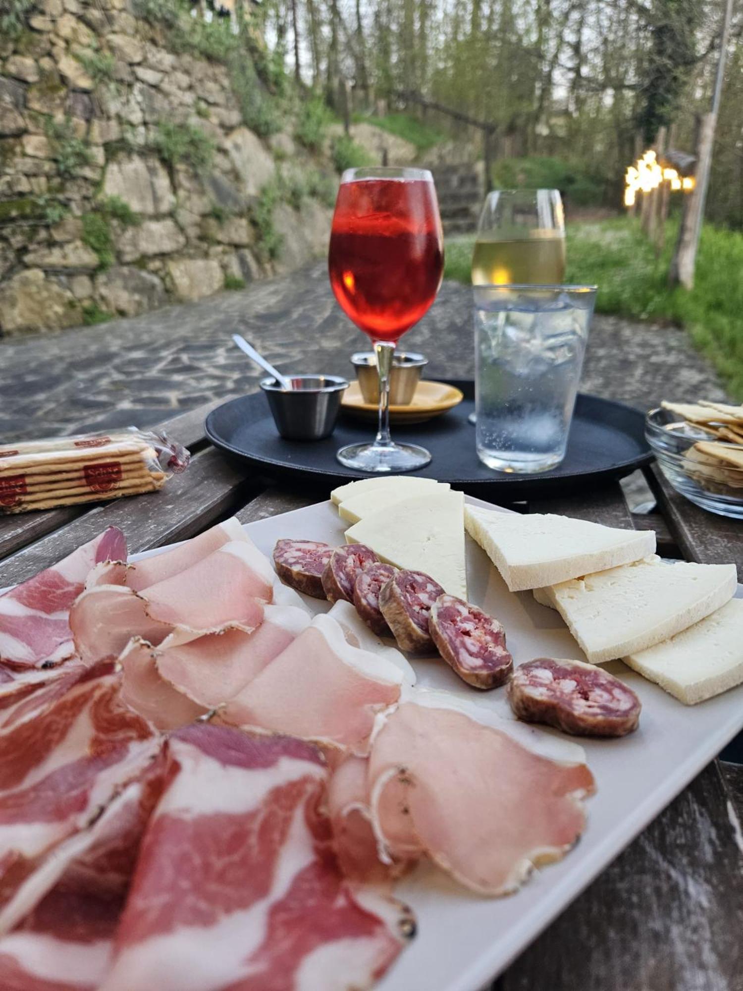 La Casa Del Sarto - Federicofarm Villa Pontremoli Luaran gambar